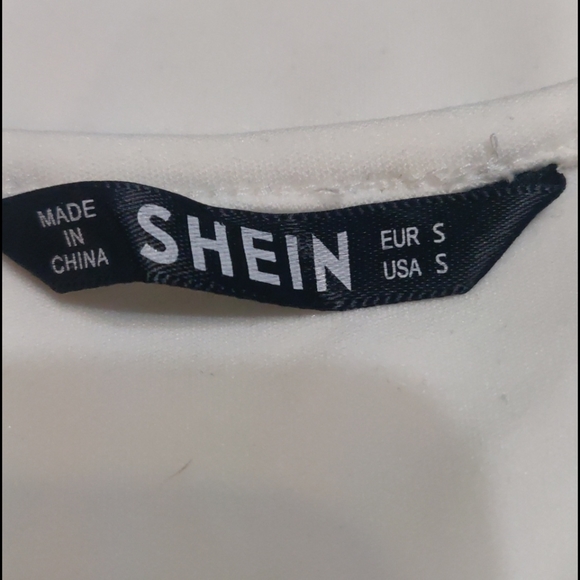 *FREE WITH PURCHASE* Ruffled cheeky-cut bodysuit - Picture 3 of 3